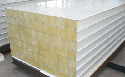 冷库保温墙板施工_同仁彩钢夹芯板安装技术要点